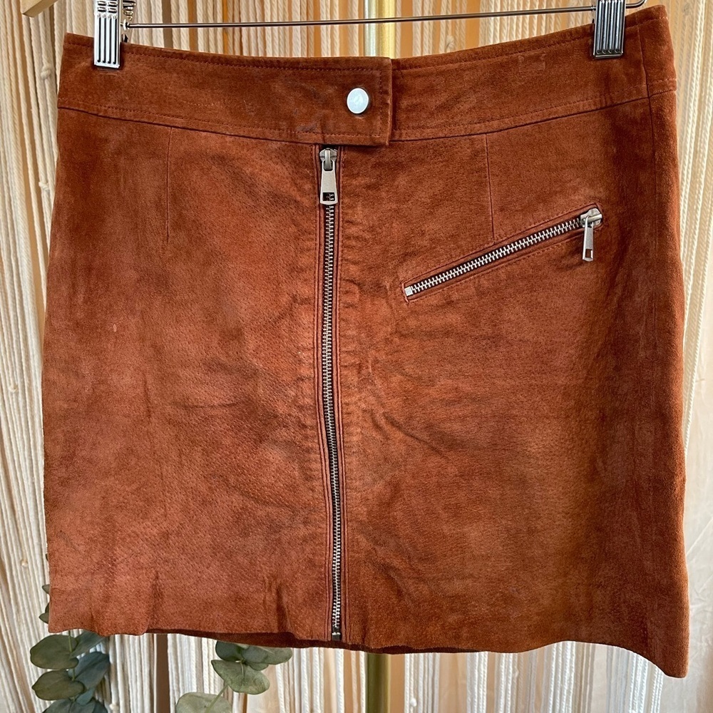 Bagatelle NYC Genuine Suede Leather Mini Skirt Zip Front Rust Orange brown M